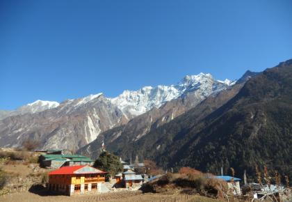 manaslu tsum valley